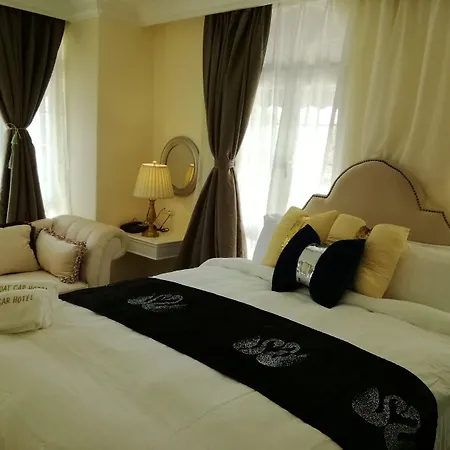 1 Day Car Hotel Station 18-3